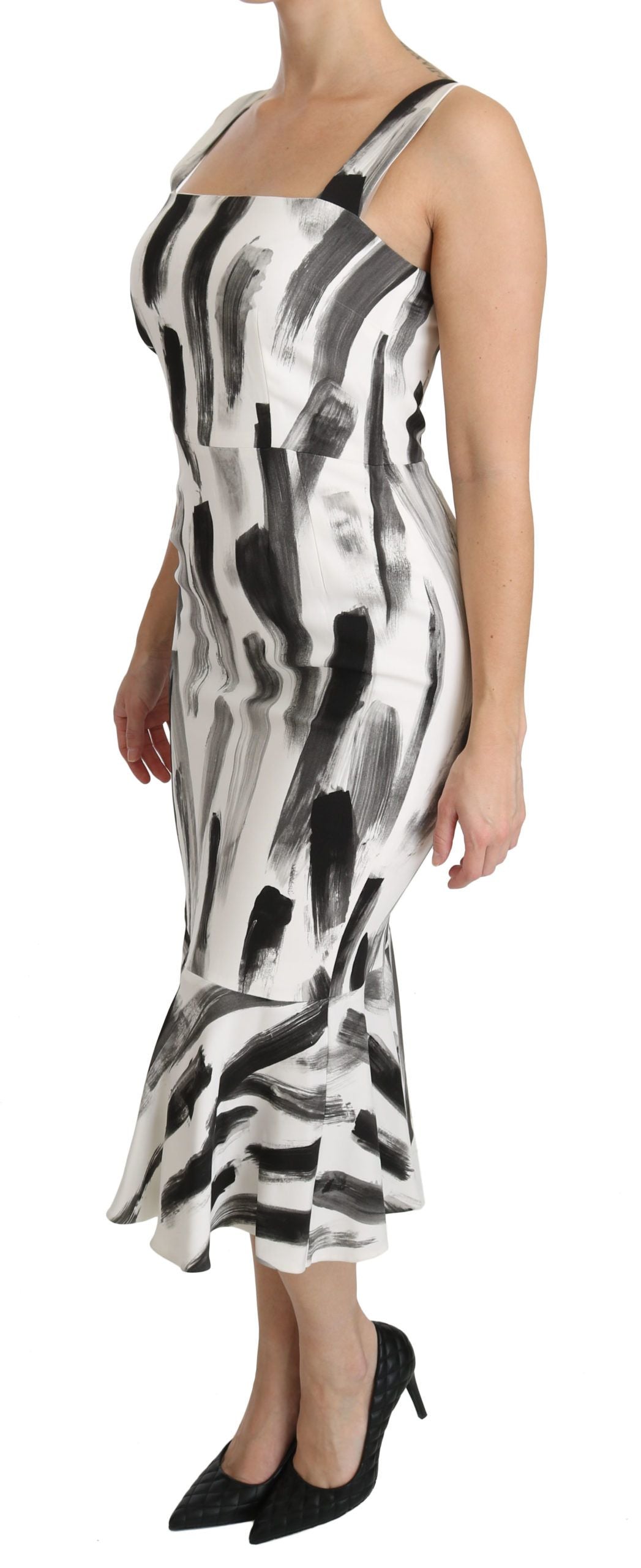  - Chic Monochrome Sheath Midi Dress