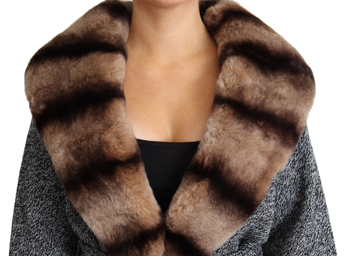  - Elegant Cashmere Cardigan with Rabbit Fur Collar