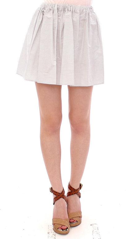  - Chic White Mini Skirt - Elegant & Timeless