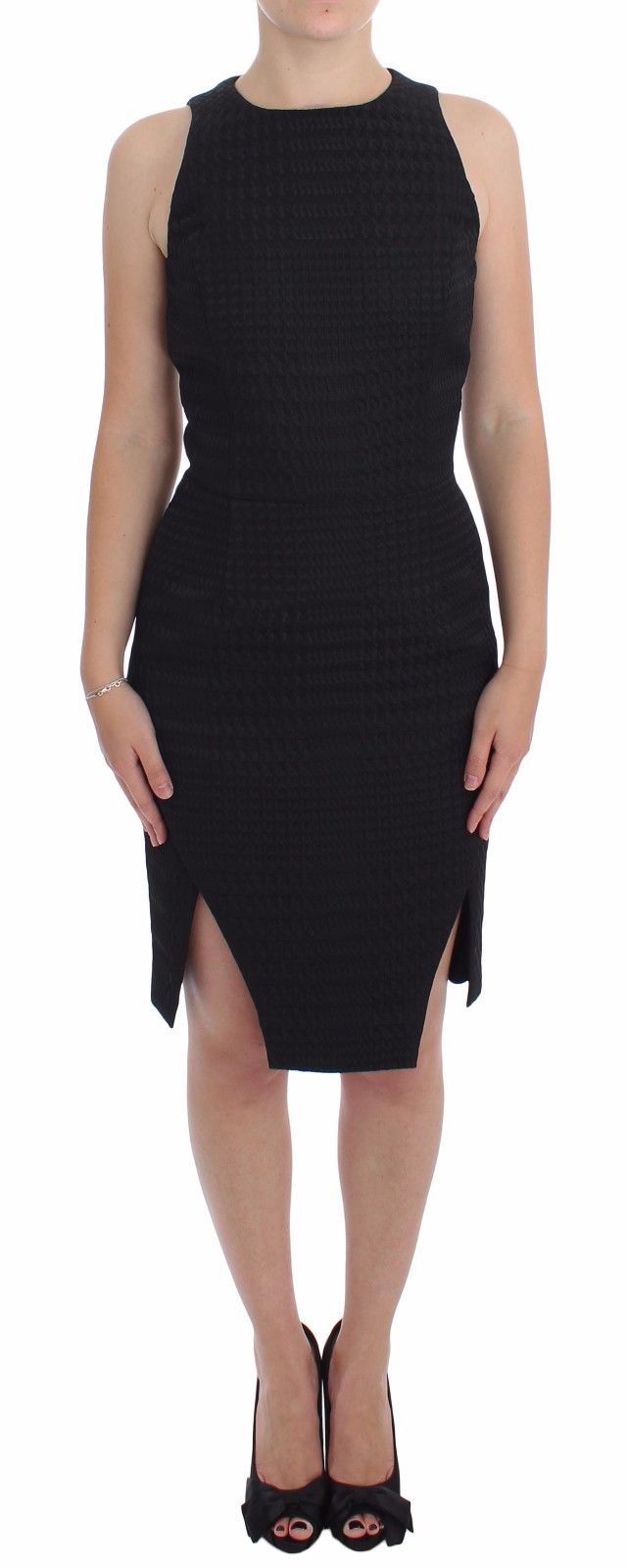  - Elegant Sheath Black Dress for Formal Occasions