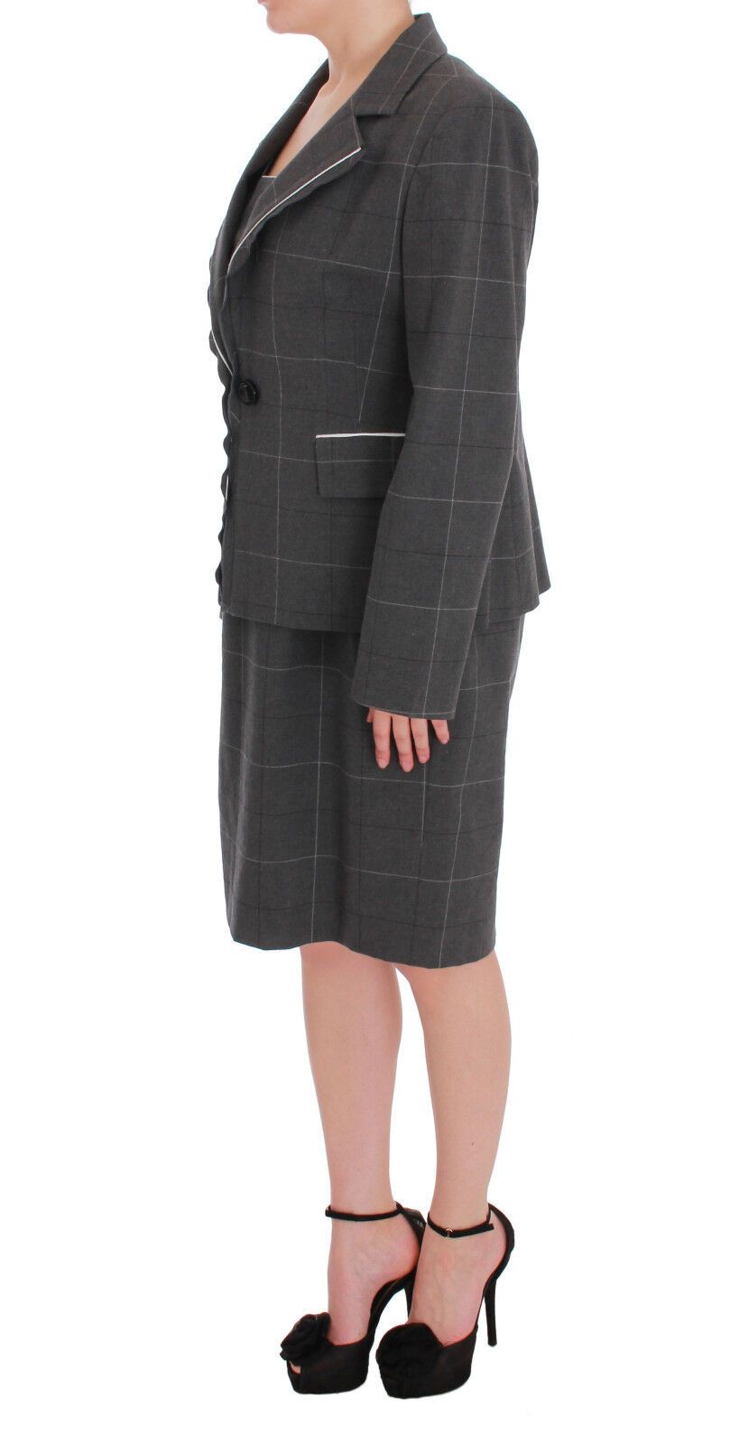  - Elegant Checkered Cotton-Blend Suit Set