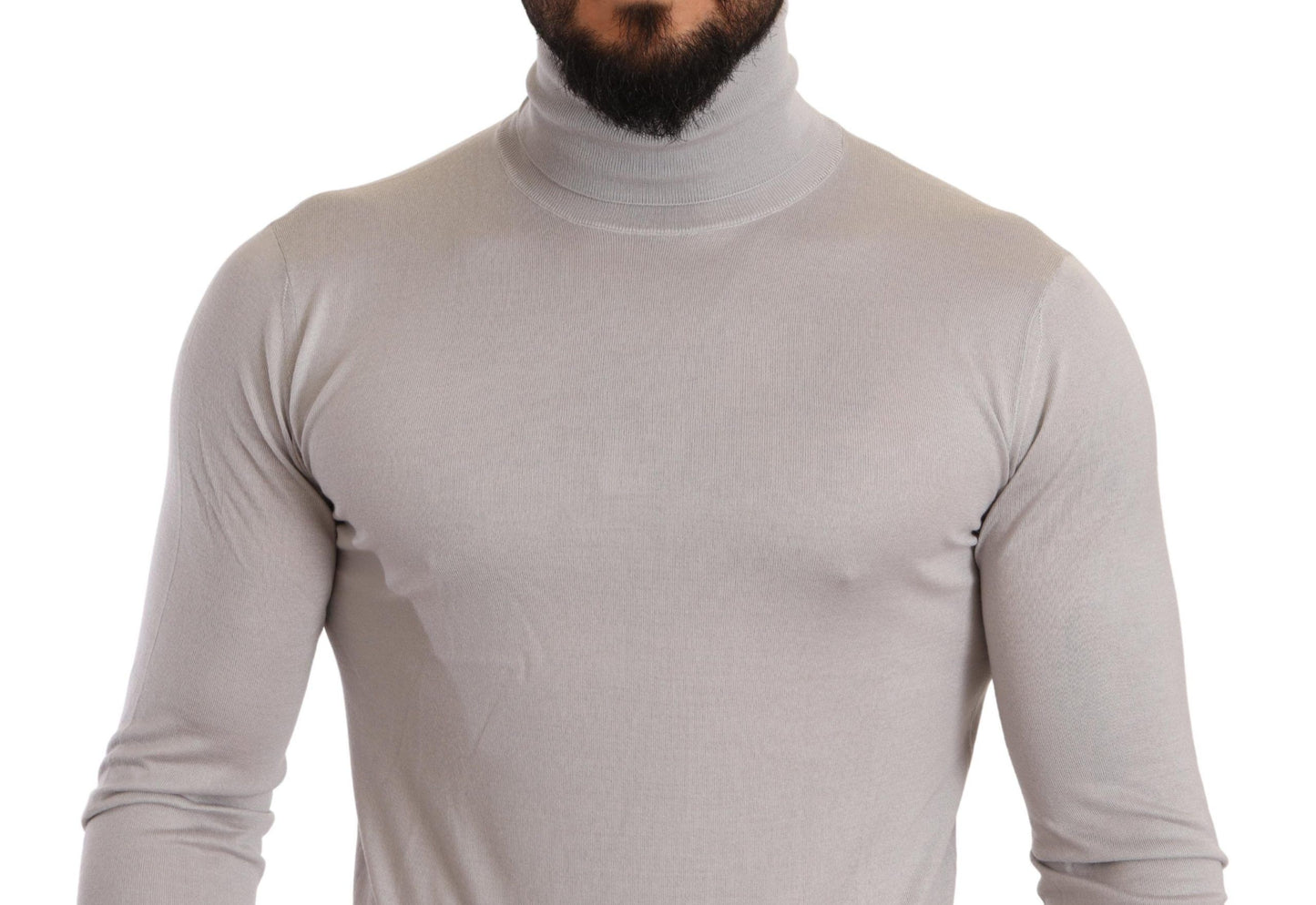  - Elegant Cashmere-Silk Blend Turtleneck