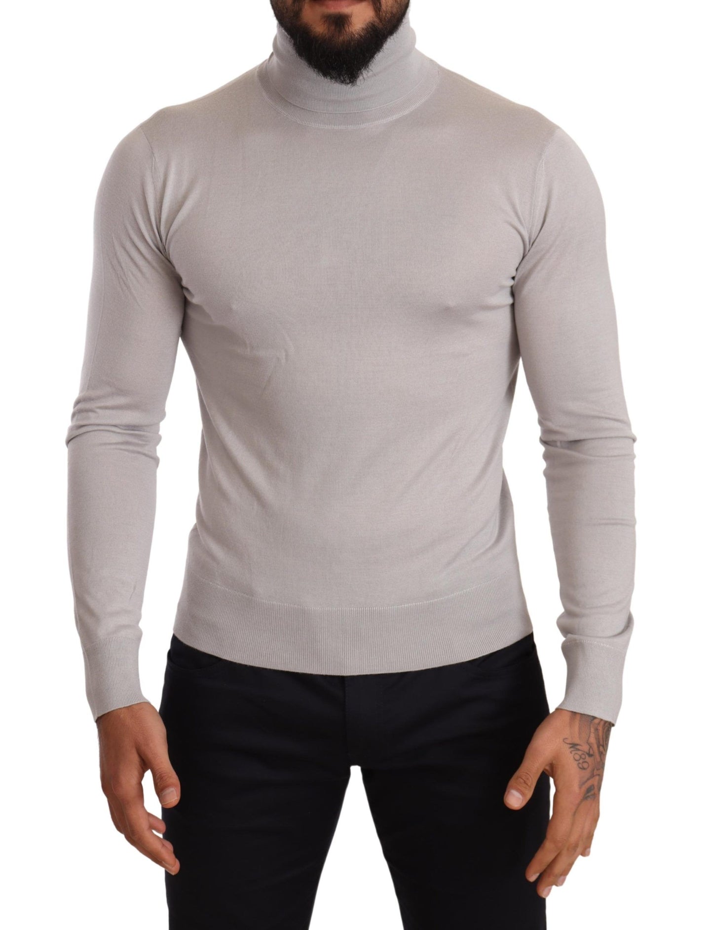  - Elegant Cashmere-Silk Blend Turtleneck