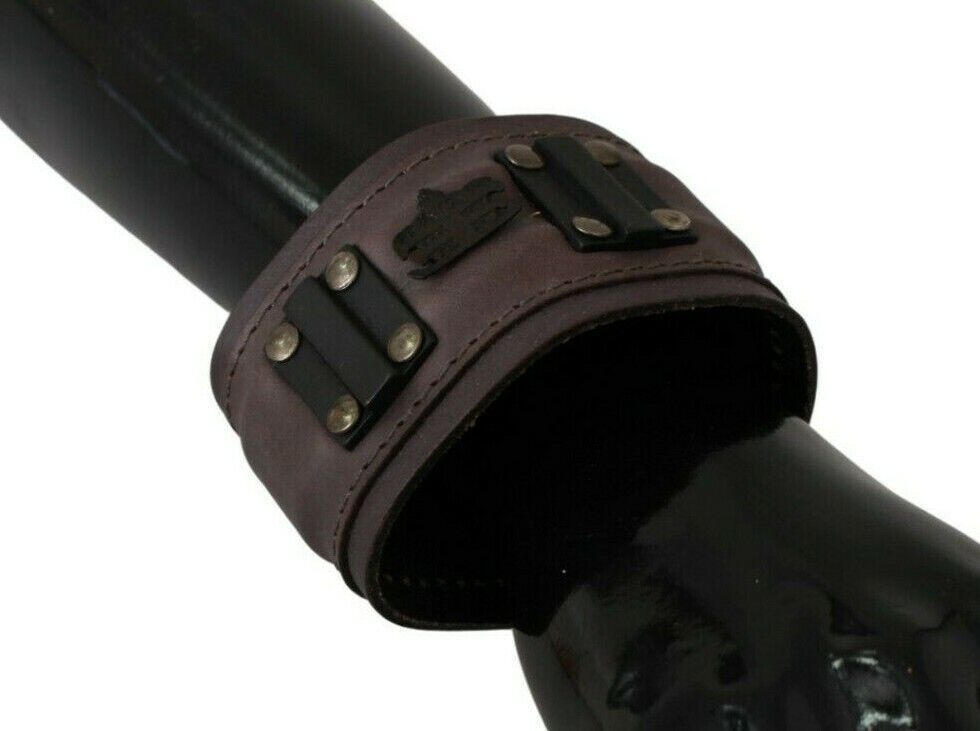  - Elegant Unisex Leather Bracelet