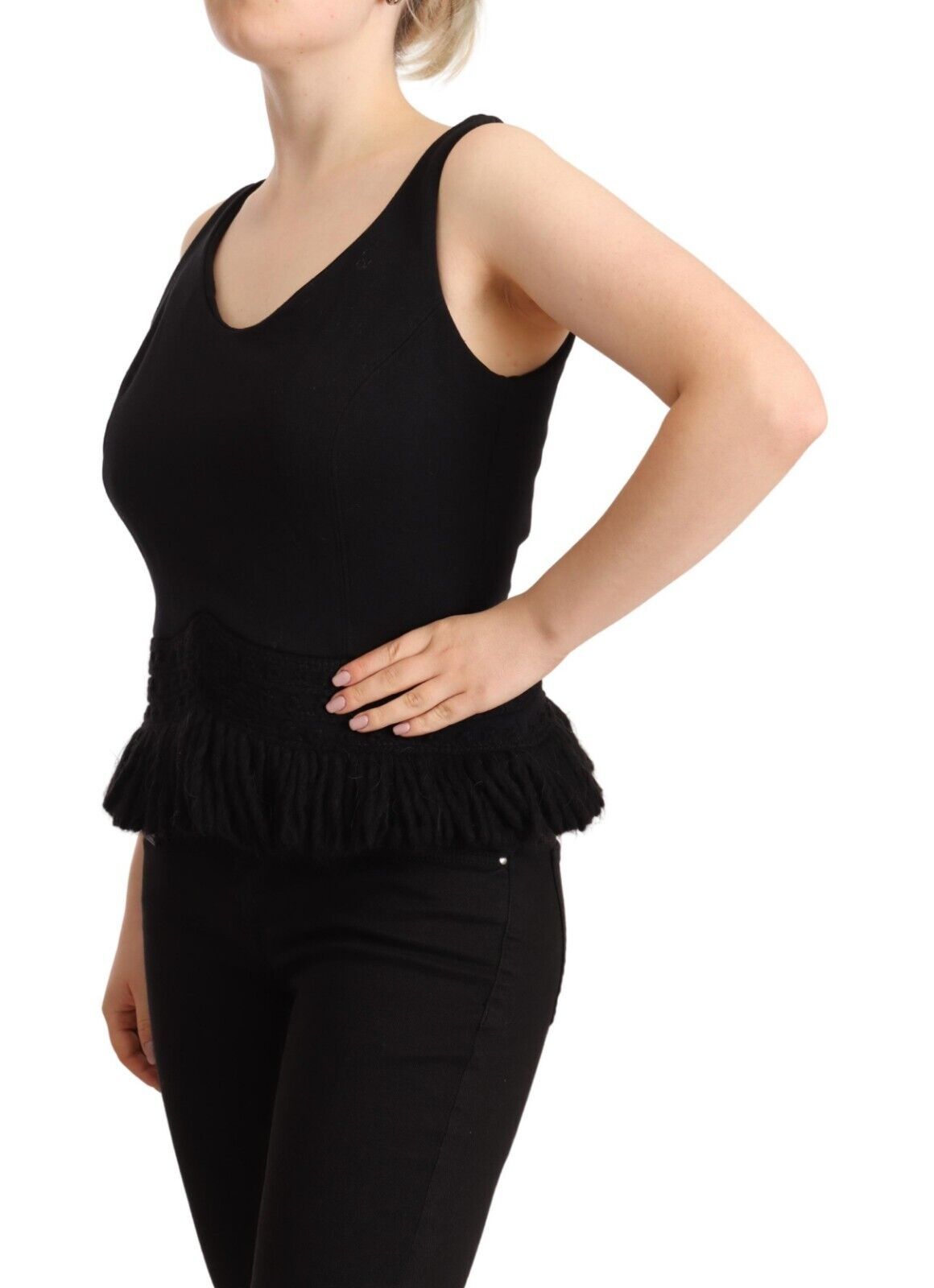  - Chic Sleeveless Designer Tank Top in Black