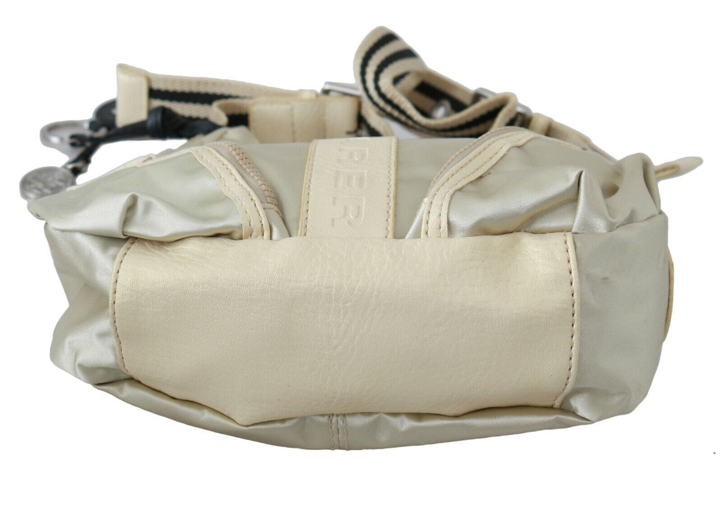  - Chic White Fabric Shoulder Bag - Perfect for Any Occasion