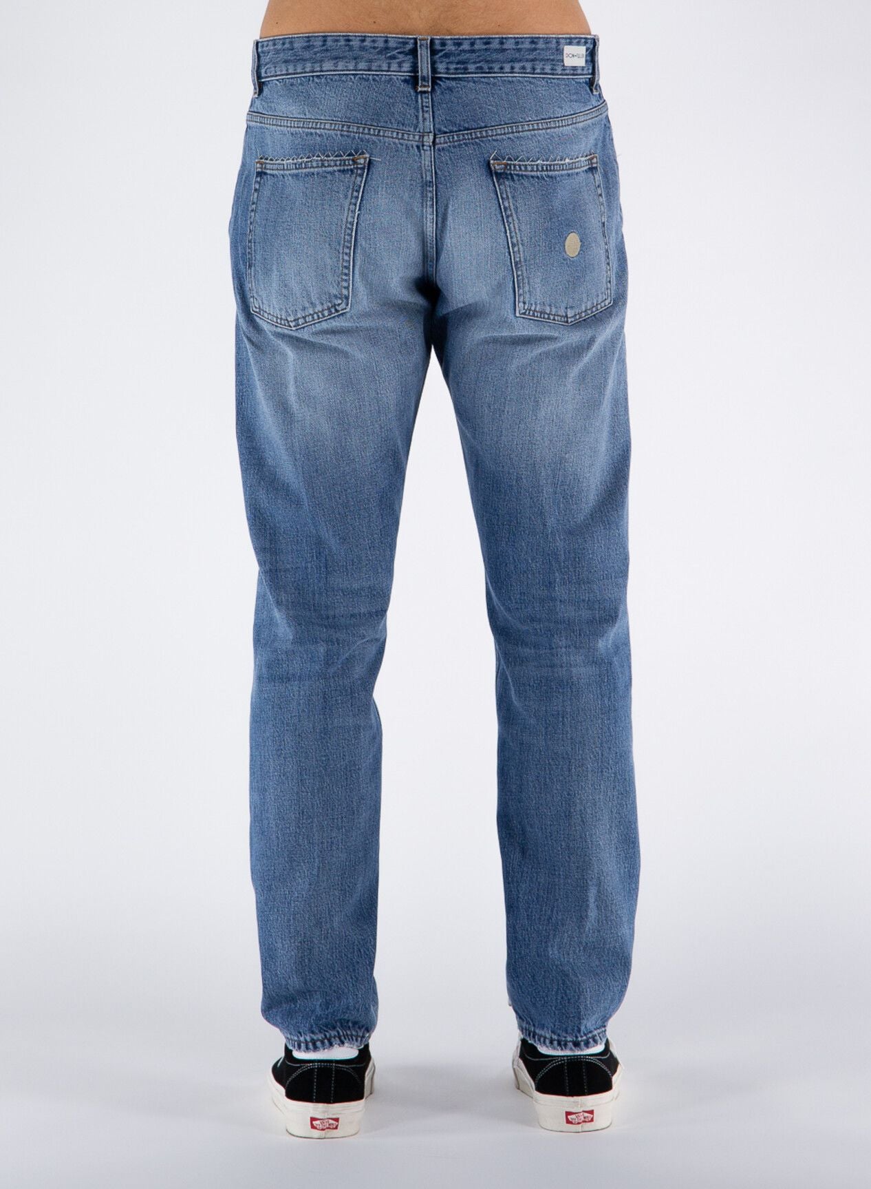  - Elegant Medium Wash Men's Cotton Jeans