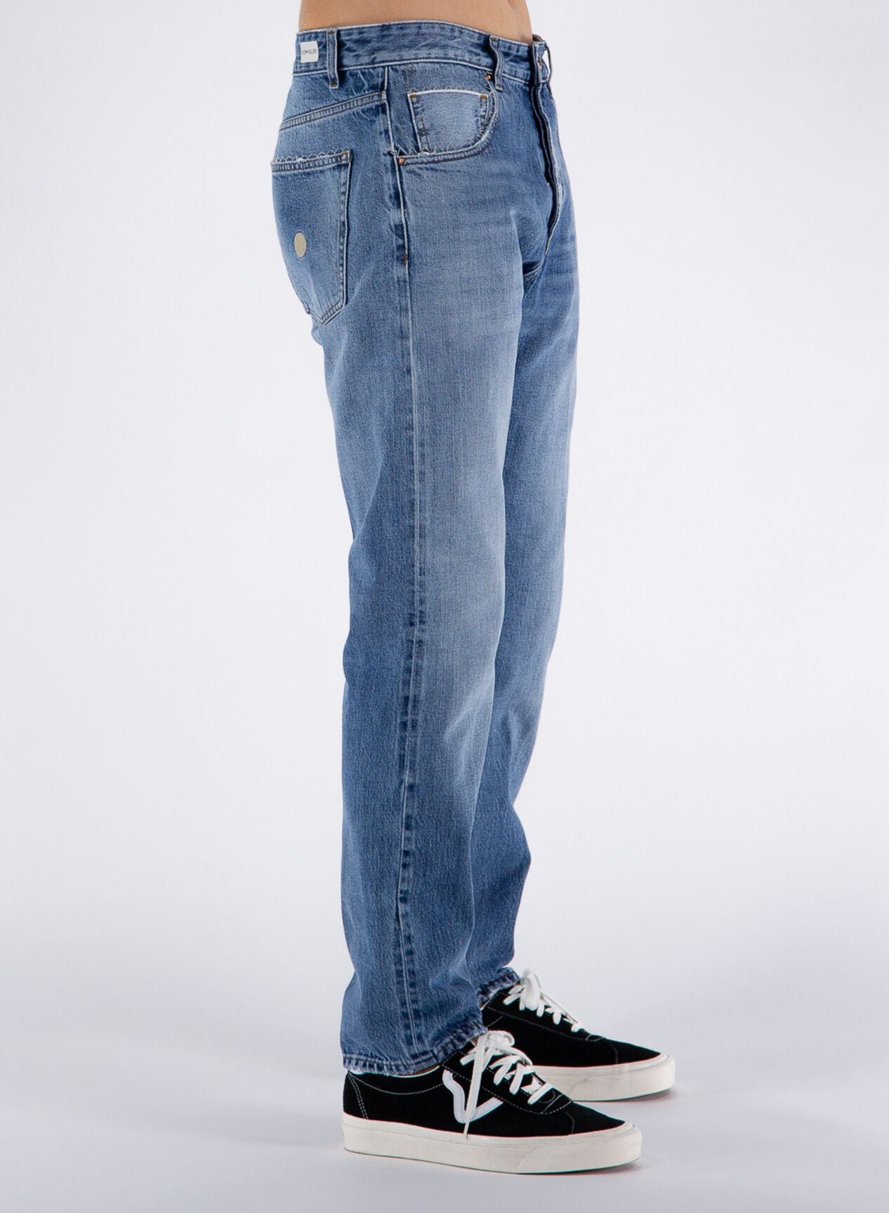  - Elegant Medium Wash Men's Cotton Jeans