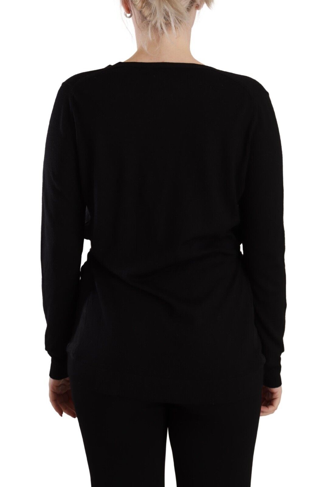  - Elegant Black V-Neck Wool Pullover