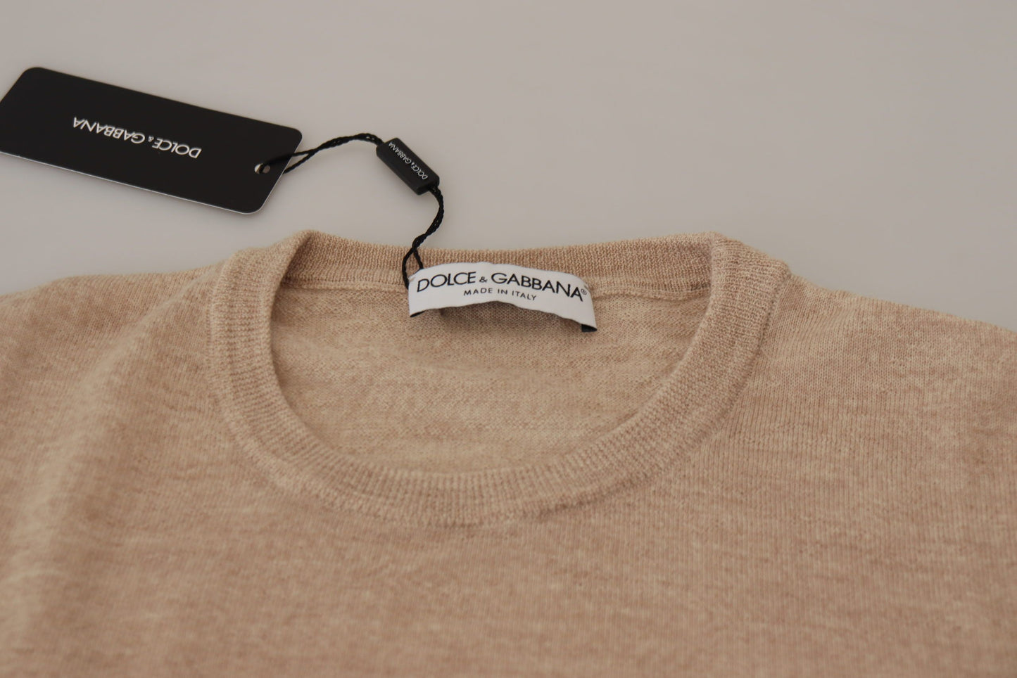  - Elegant Beige Crewneck Wool Sweater