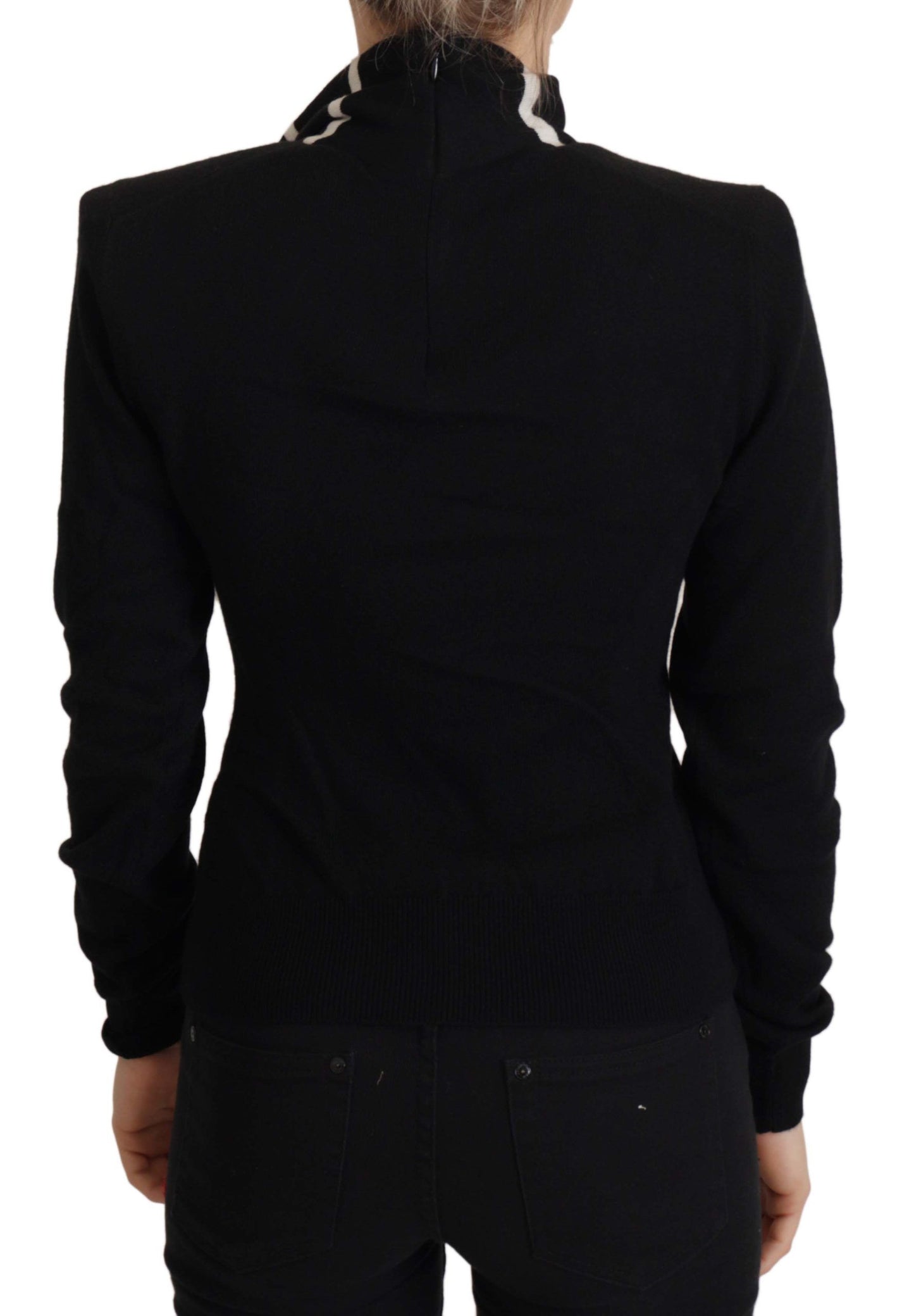  - Elegant Black Cashmere Turtleneck Sweater