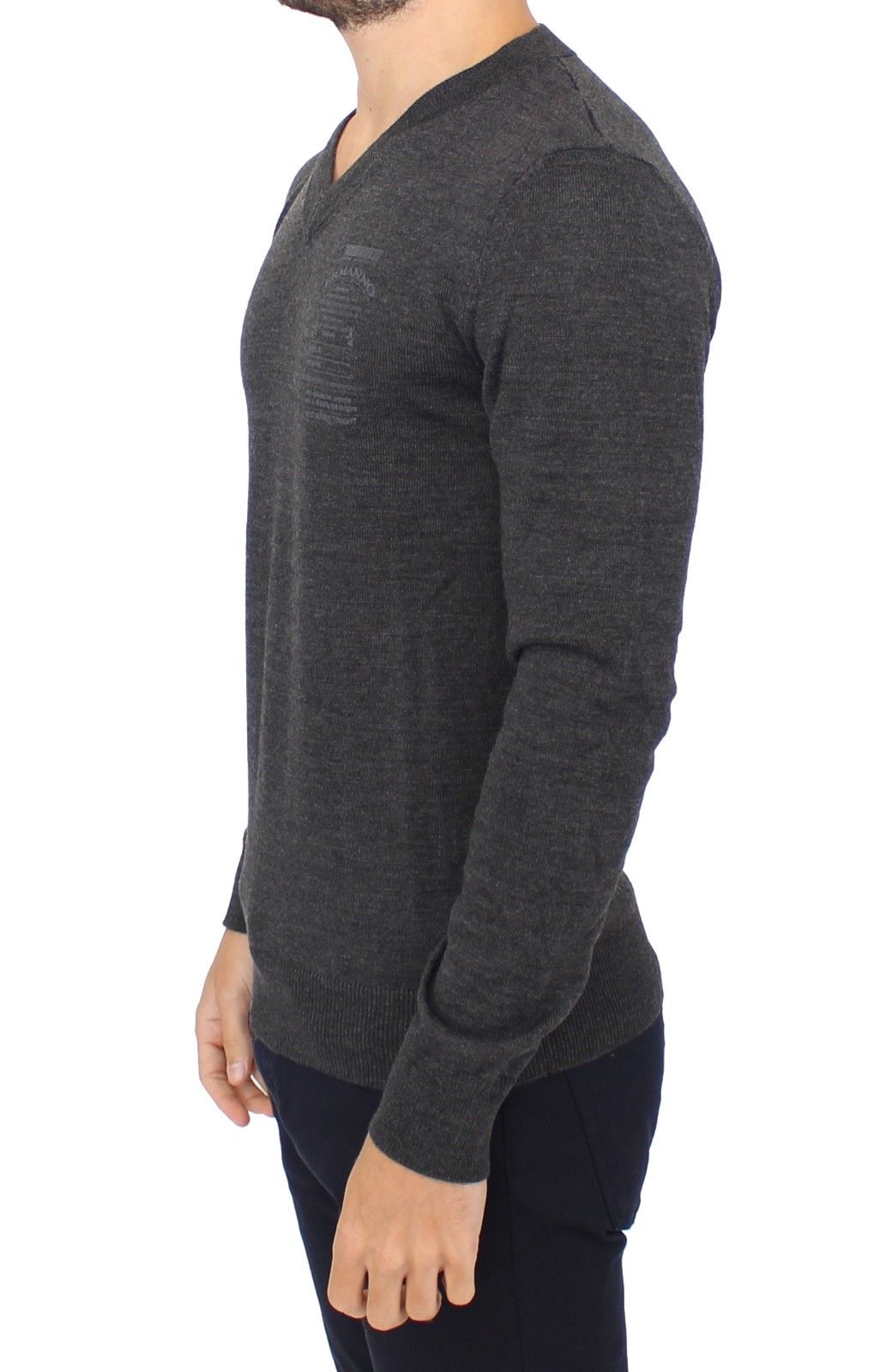  - Chic Gray V-Neck Wool Blend Pullover Sweater