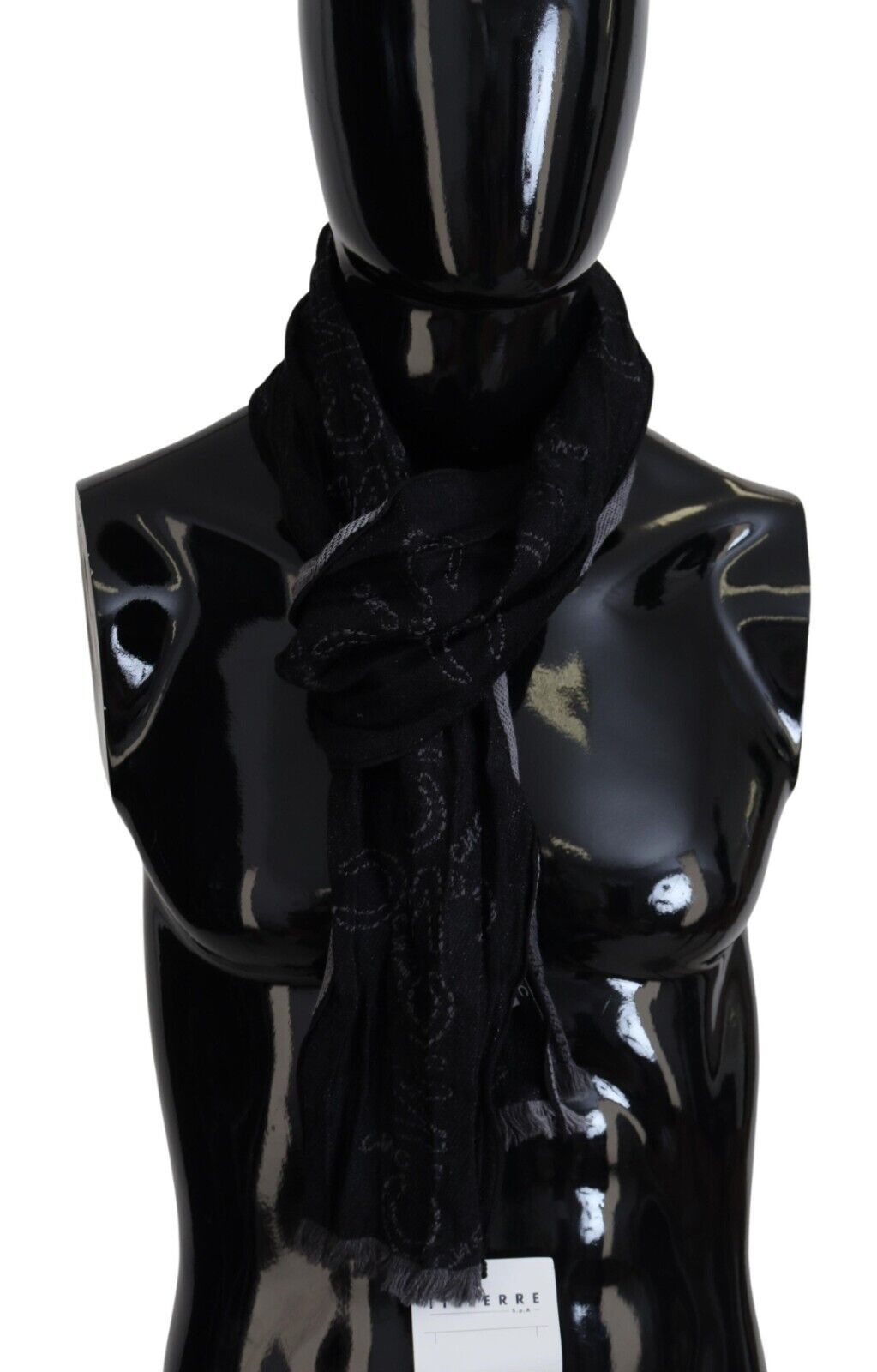  - Elegant Italian Wool Men's Scarf Wrap