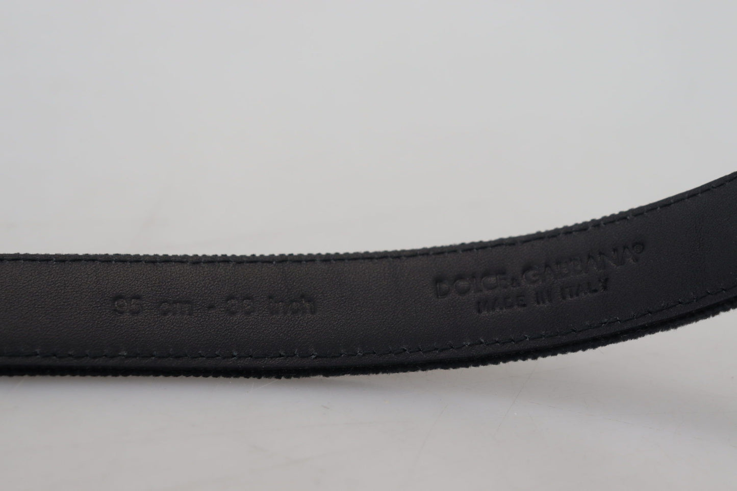  - Elegant Black Leather Belt