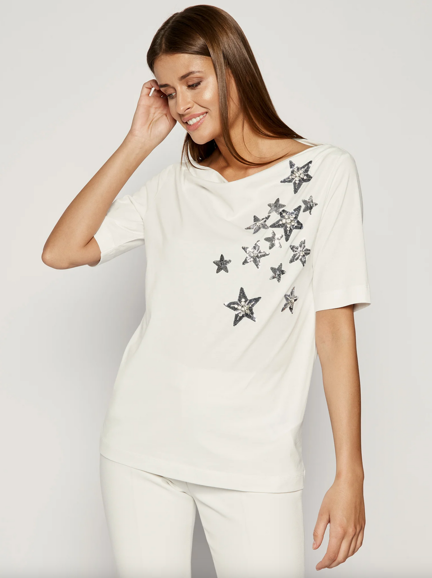 Elegant White Cotton Tee with Rhinestone Accents - The Luxe Alliance