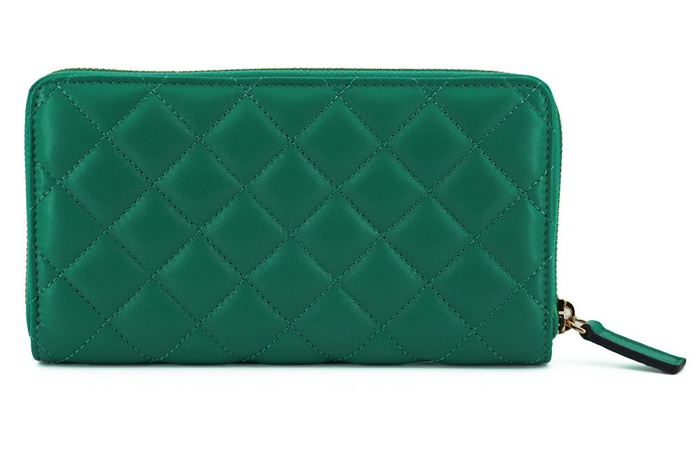  - Elegant Quilted Leather Zip Wallet