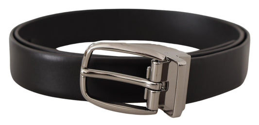  - Elegant Leather Belt with Metal Buckle