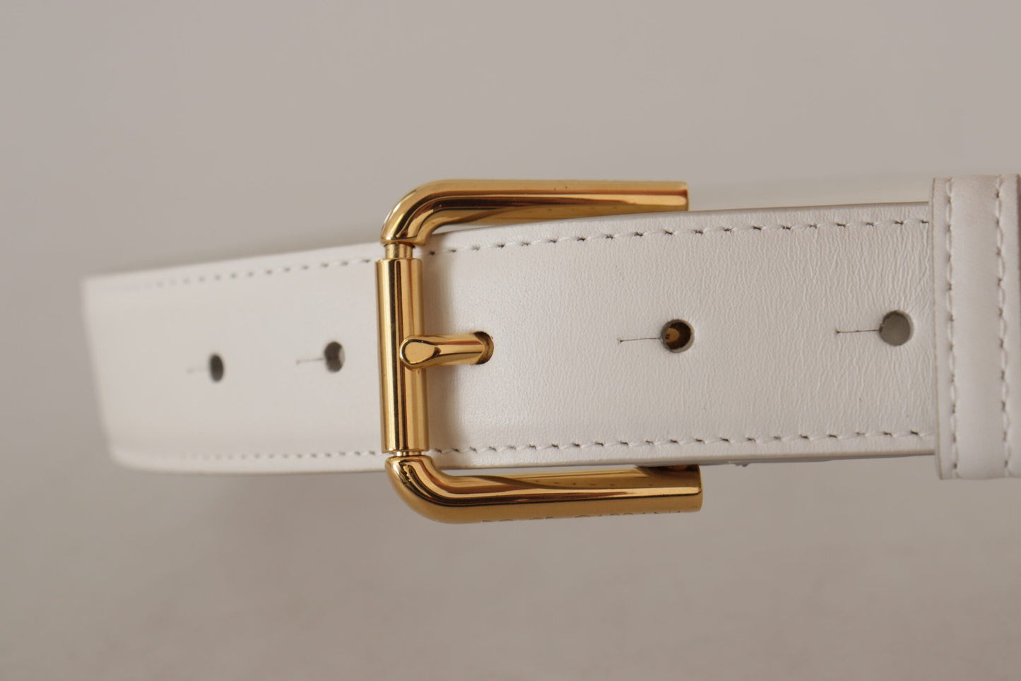  - Chic White Leather Belt with Gold Engraved Buckle