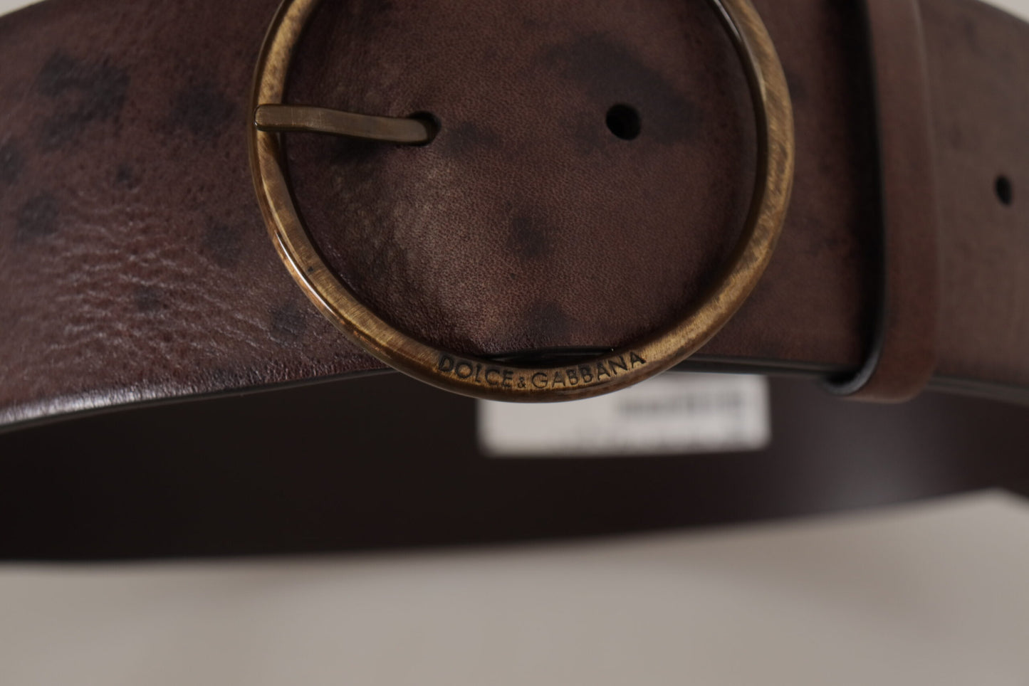  - Elegant Dark Brown Leather Belt with Logo Buckle