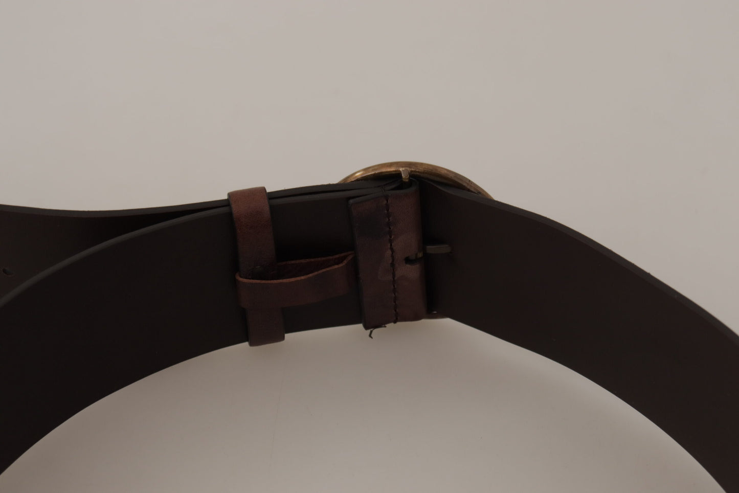  - Elegant Dark Brown Leather Belt with Logo Buckle