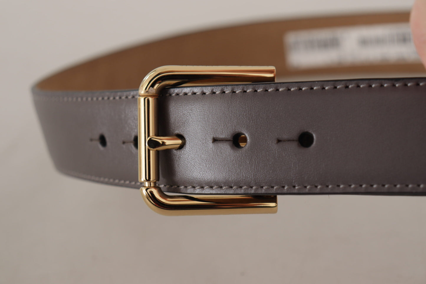  - Elegant Engraved Buckle Leather Belt