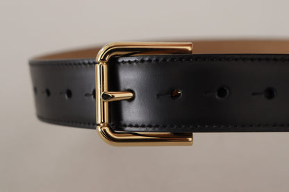  - Elegant Leather Belt with Logo Buckle