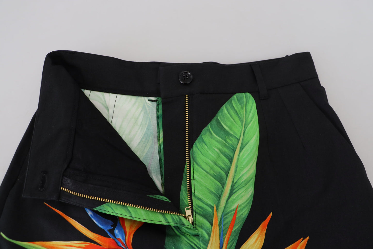  - High Waist Hot Pants Shorts in Black Leaves Print