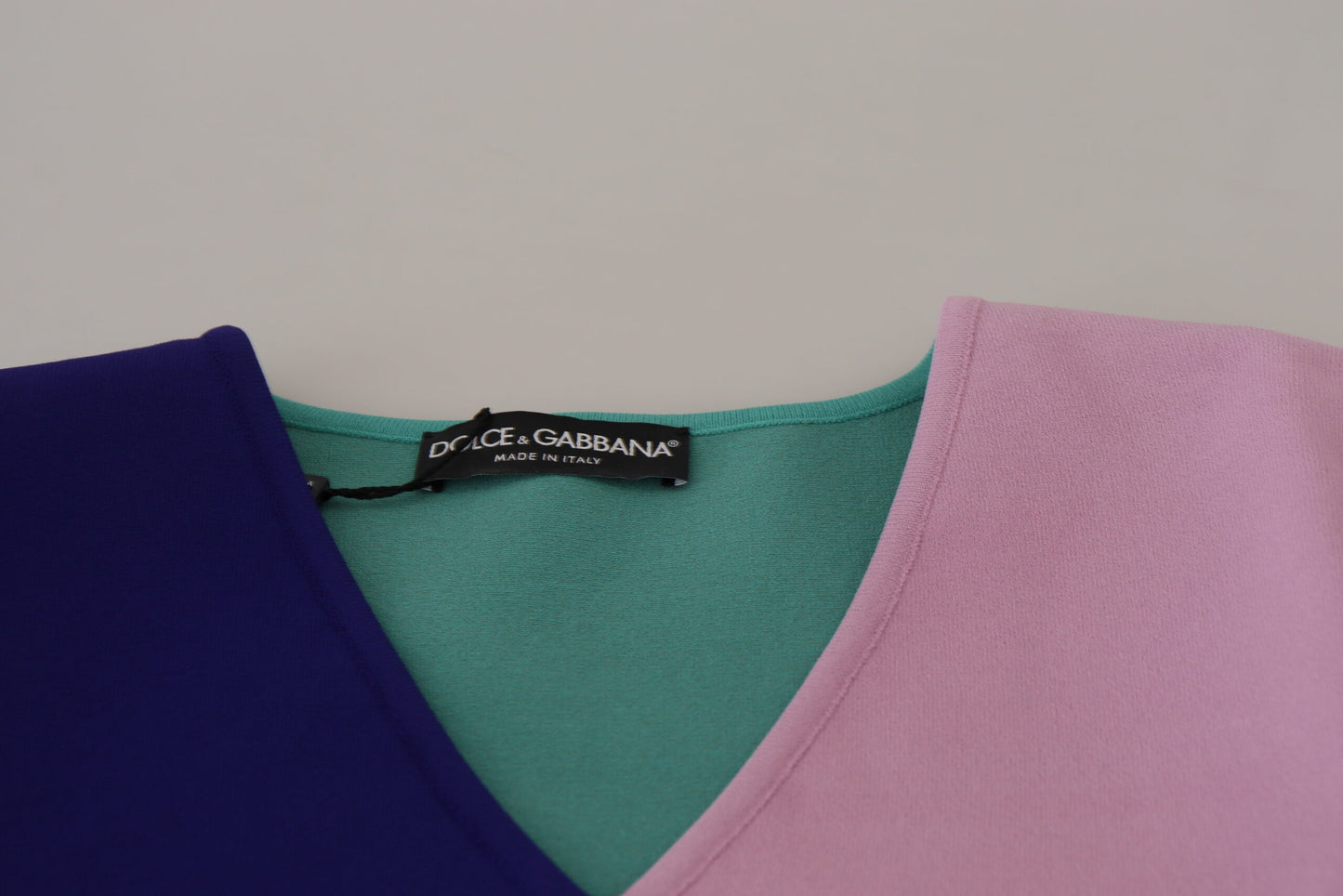  - Chic Multicolor V-Neck Pullover Sweater