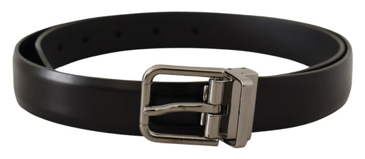  - Elegant Black Leather Belt with Metal Buckle