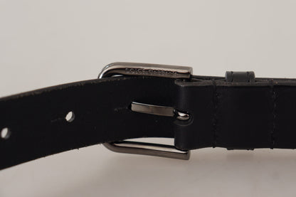  - Elegant Black Leather Belt with Metal Buckle