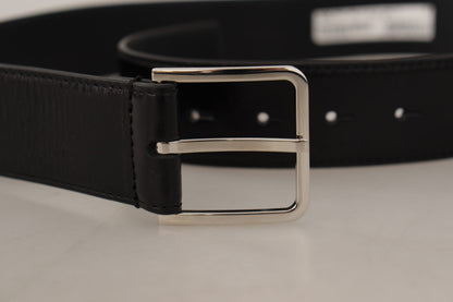  - Elegant Leather Belt with Metal Buckle