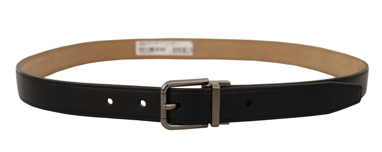  - Sleek Black Leather Belt with Metal Buckle