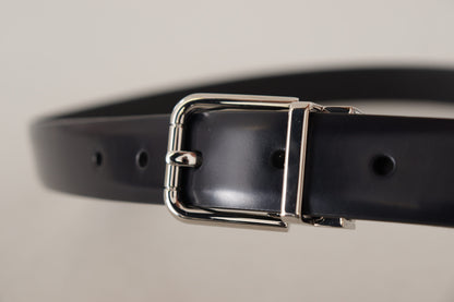  - Elegant Black Leather Belt with Metal Buckle