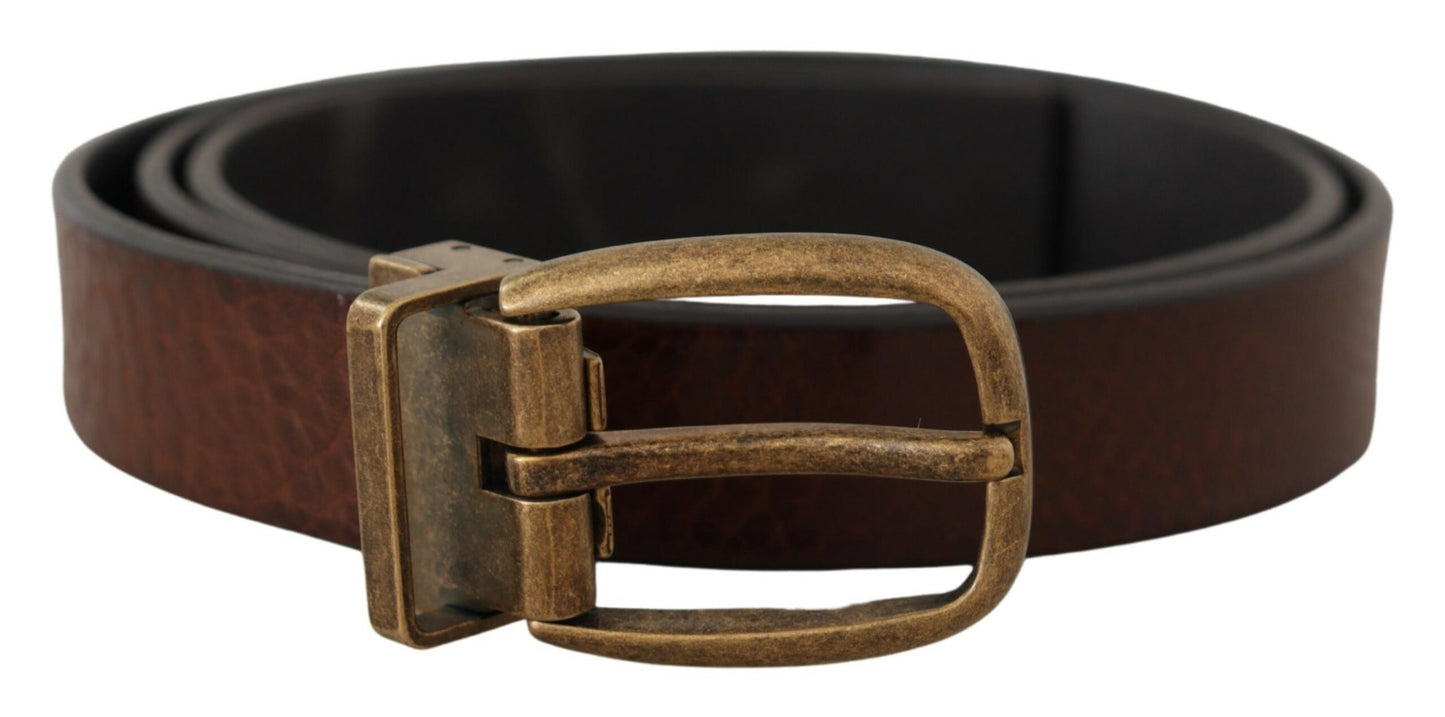  - Elegant Leather Belt with Metal Buckle