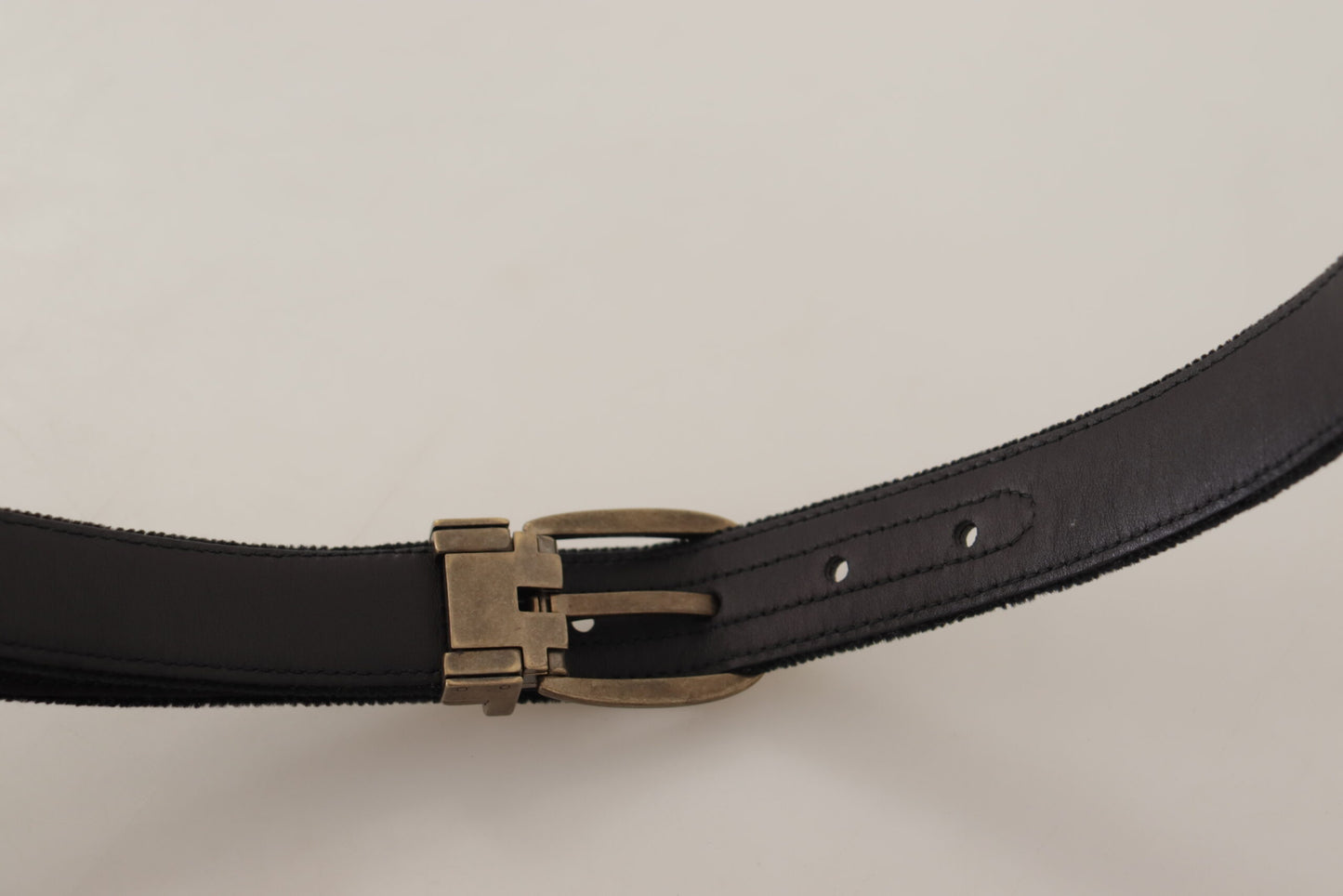  - Elegant Black Leather Designer Belt