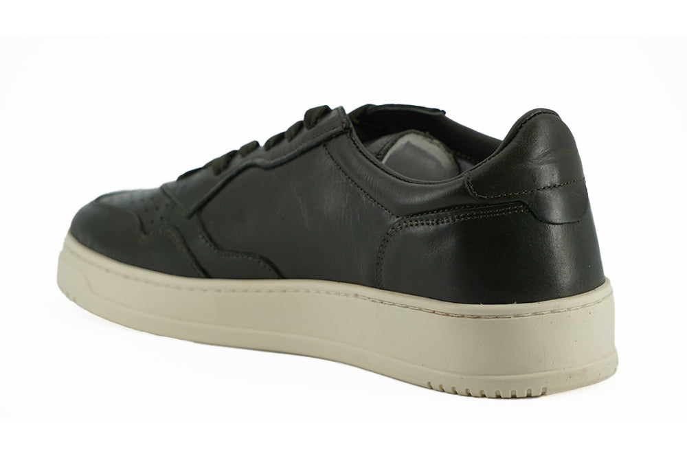  - Sleek Dark Brown Leather Sneakers