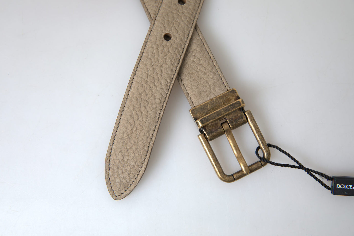  - Elegant Beige Leather Belt with Metal Buckle