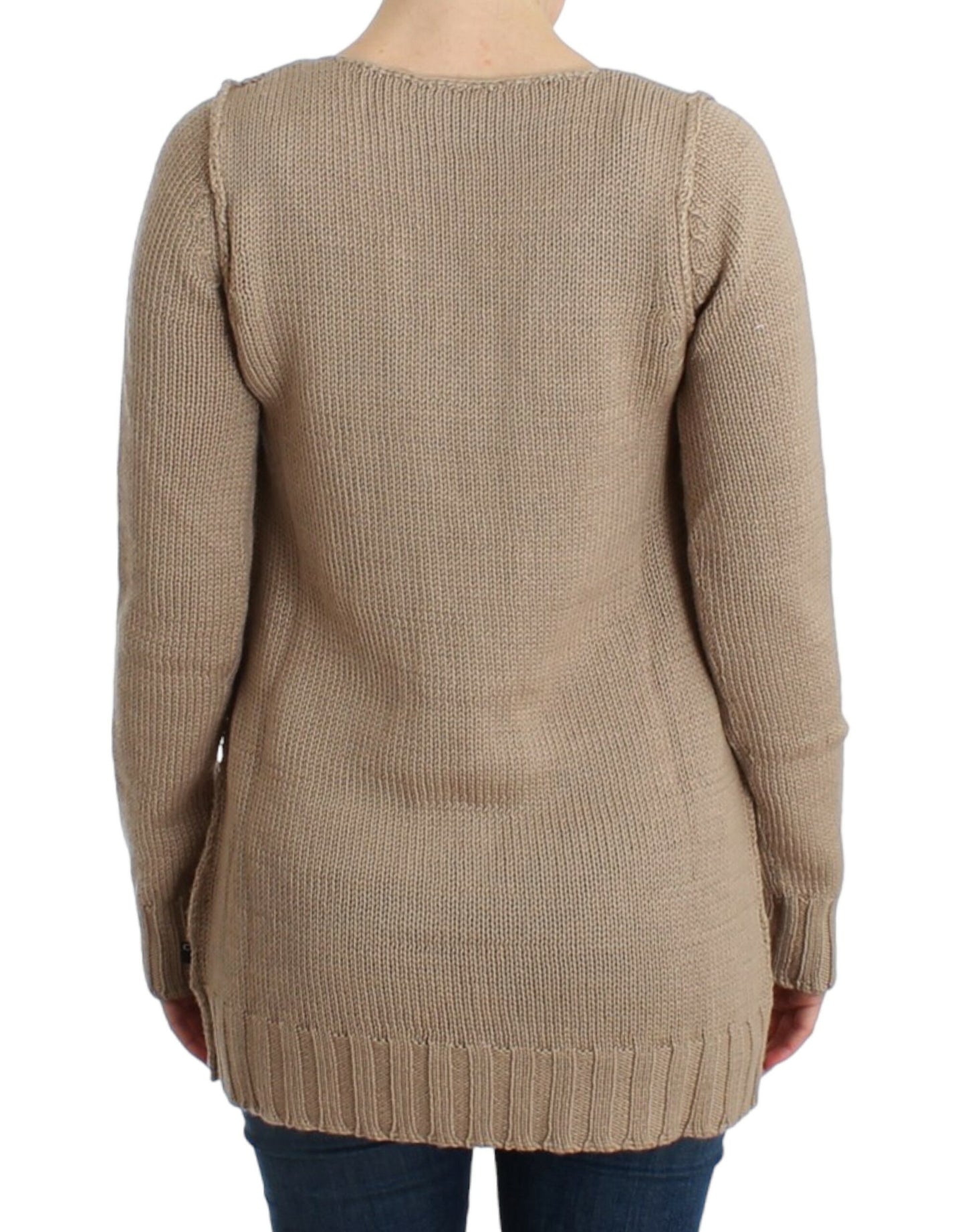  - Elegant Beige Knitted Crew Neck Sweater