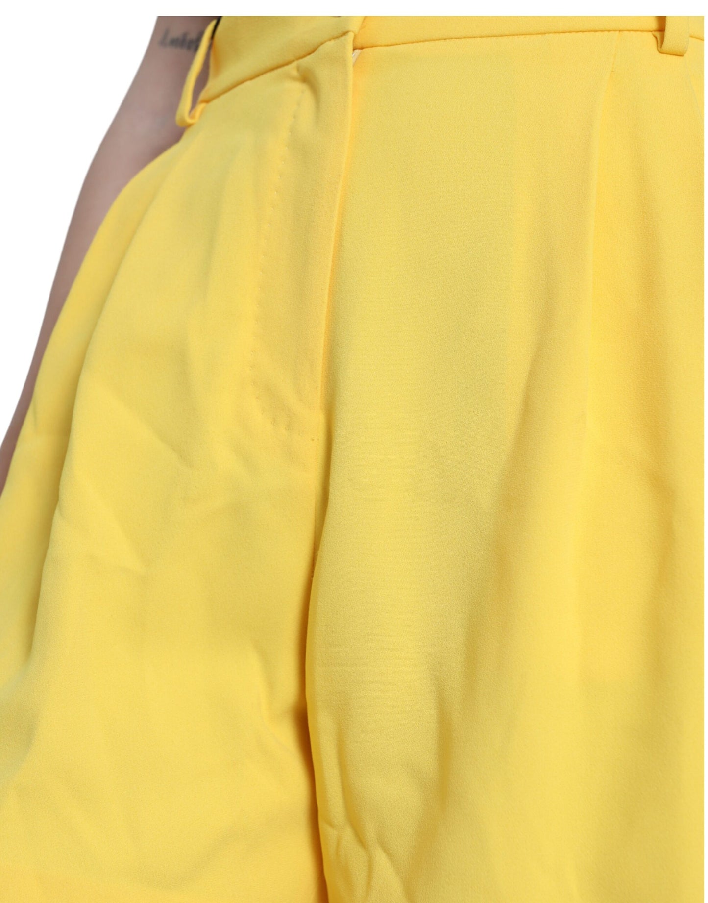  - Elegant High Waist Bermuda Shorts in Sunny Yellow