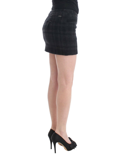  - Chic Checkered Mini Skirt for Day to Night Elegance