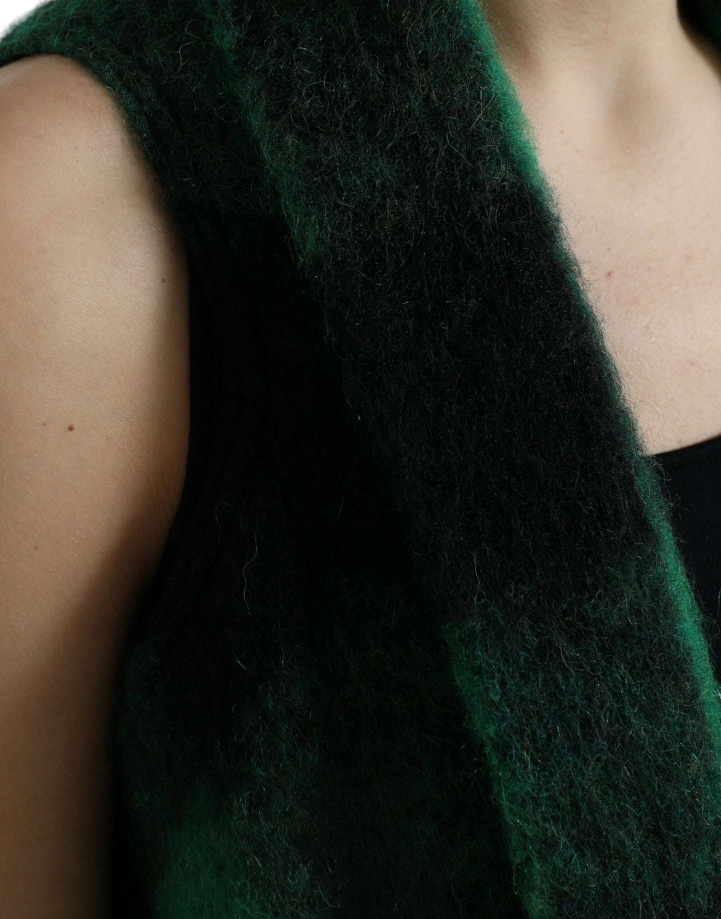  - Elegant Checkered Poncho Jacket