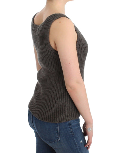  - Chic Gray Knit Crew Neck Top