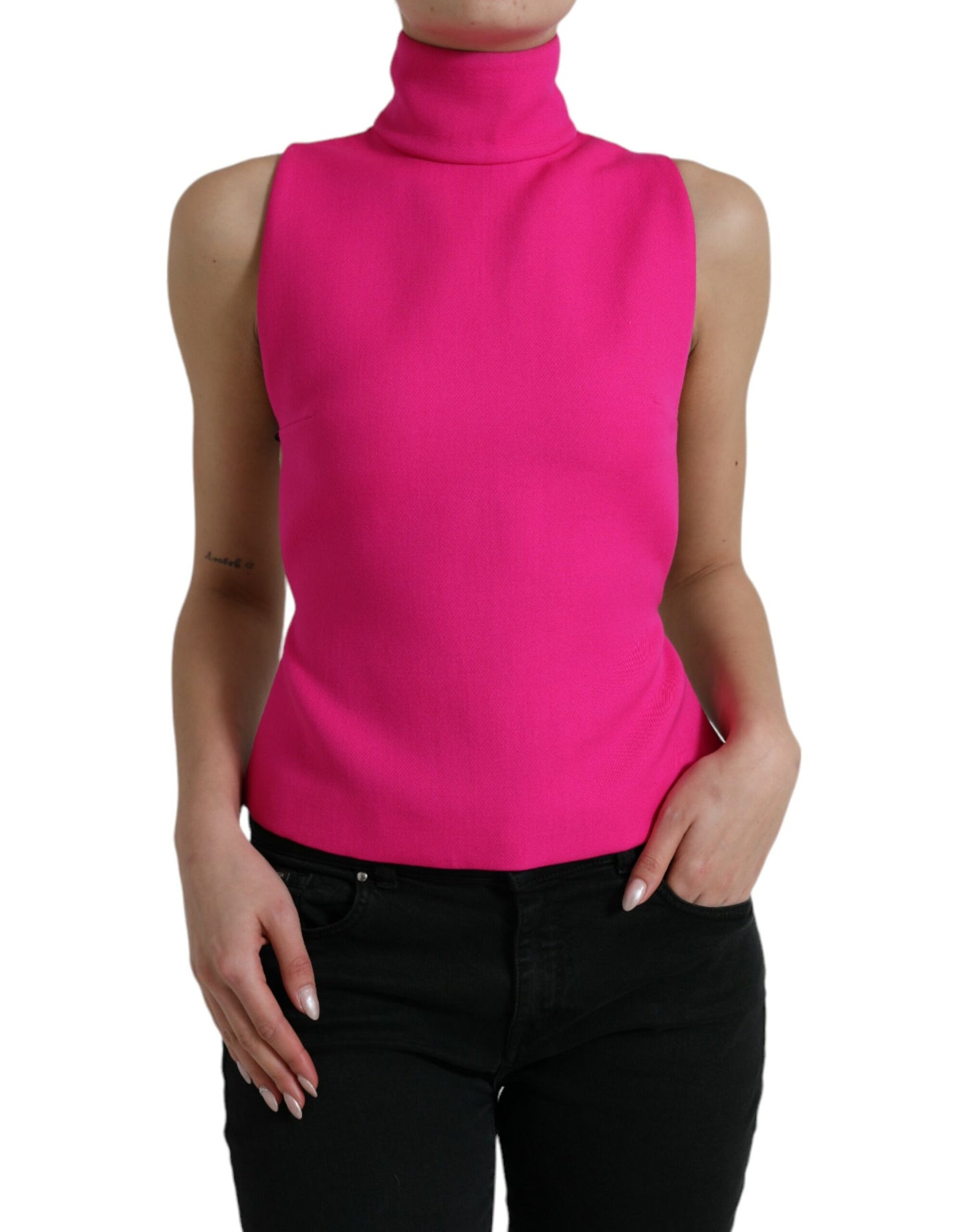  - Elegant Pink Turtleneck Sleeveless Wool Top