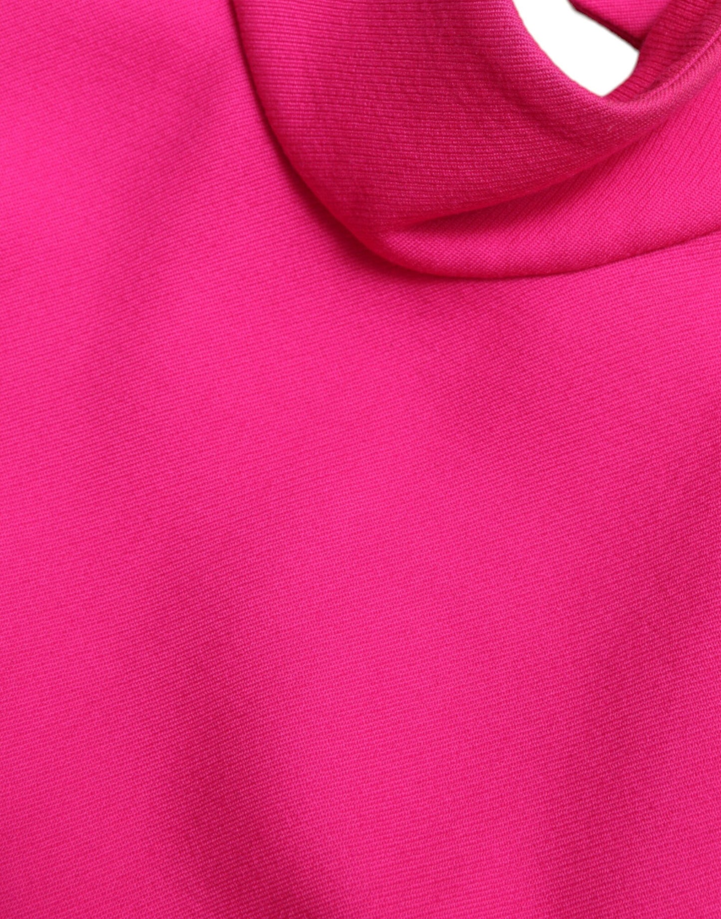  - Elegant Pink Turtleneck Sleeveless Wool Top