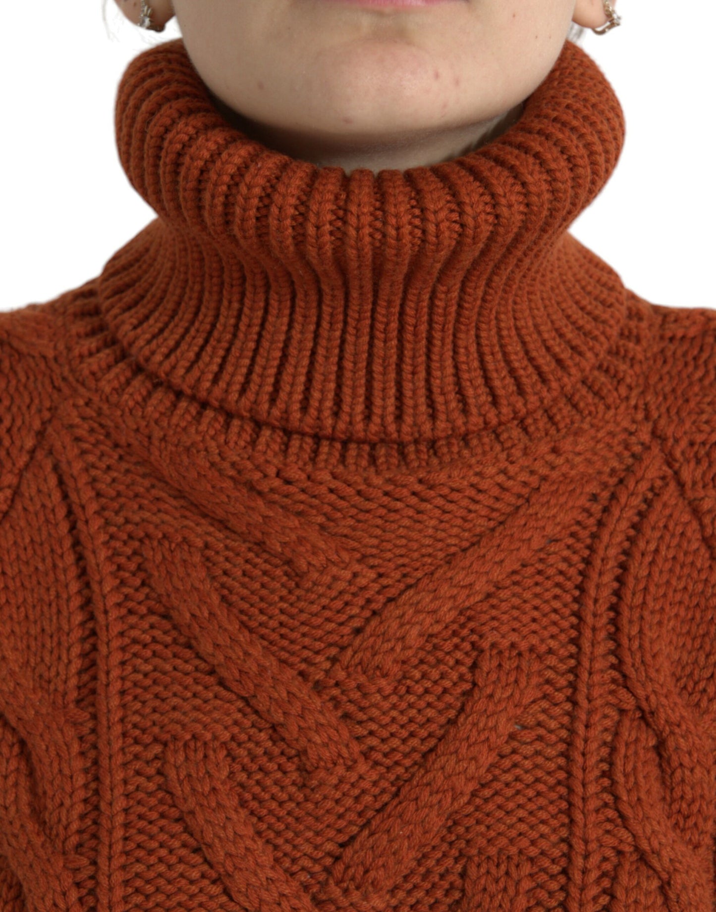  - Elegant Brown Turtleneck Wool Sweater