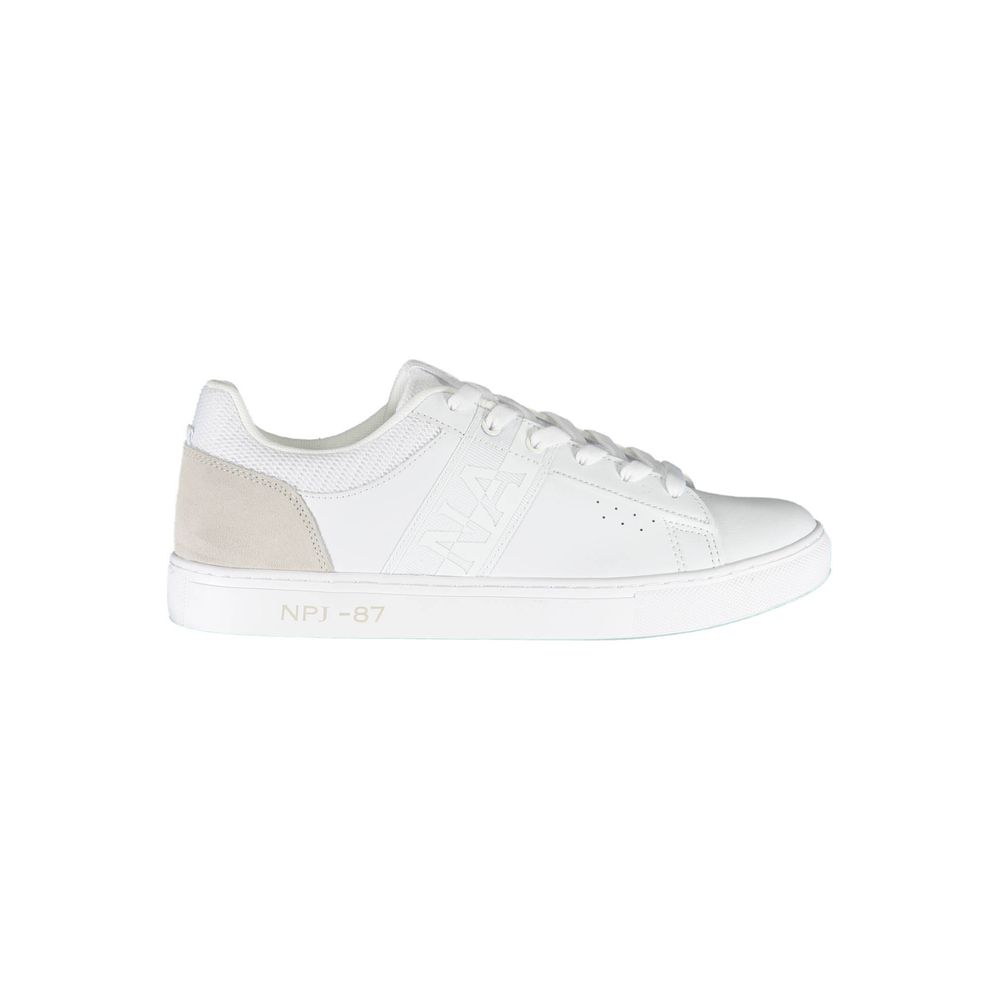  - Elegant White Sneakers with Contrasting Details