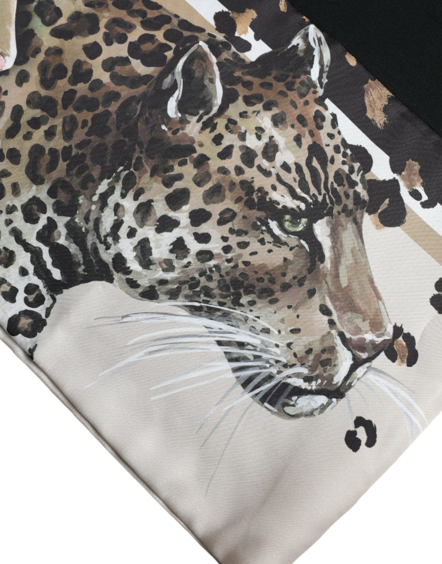  - Elegant Leopard Print Crew Neck Tee