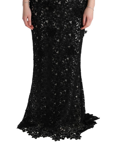  - Elegant Black Maxi Shift Dress with Floral Applique