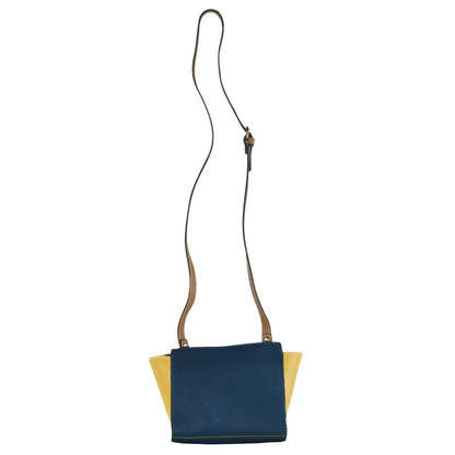  - Chic La Boca Leather Shoulder Bag