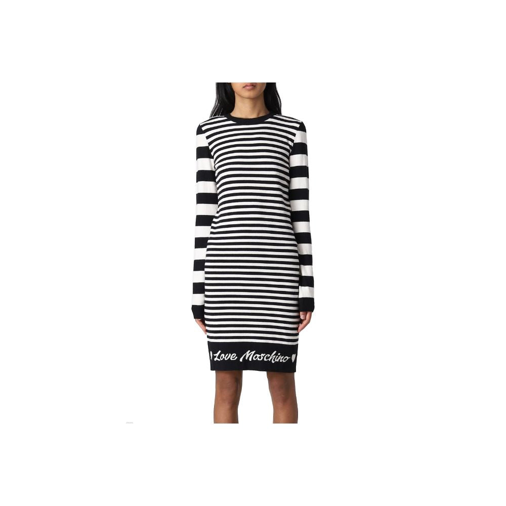  - Elegant Striped Knit Dress with Long Sleeves